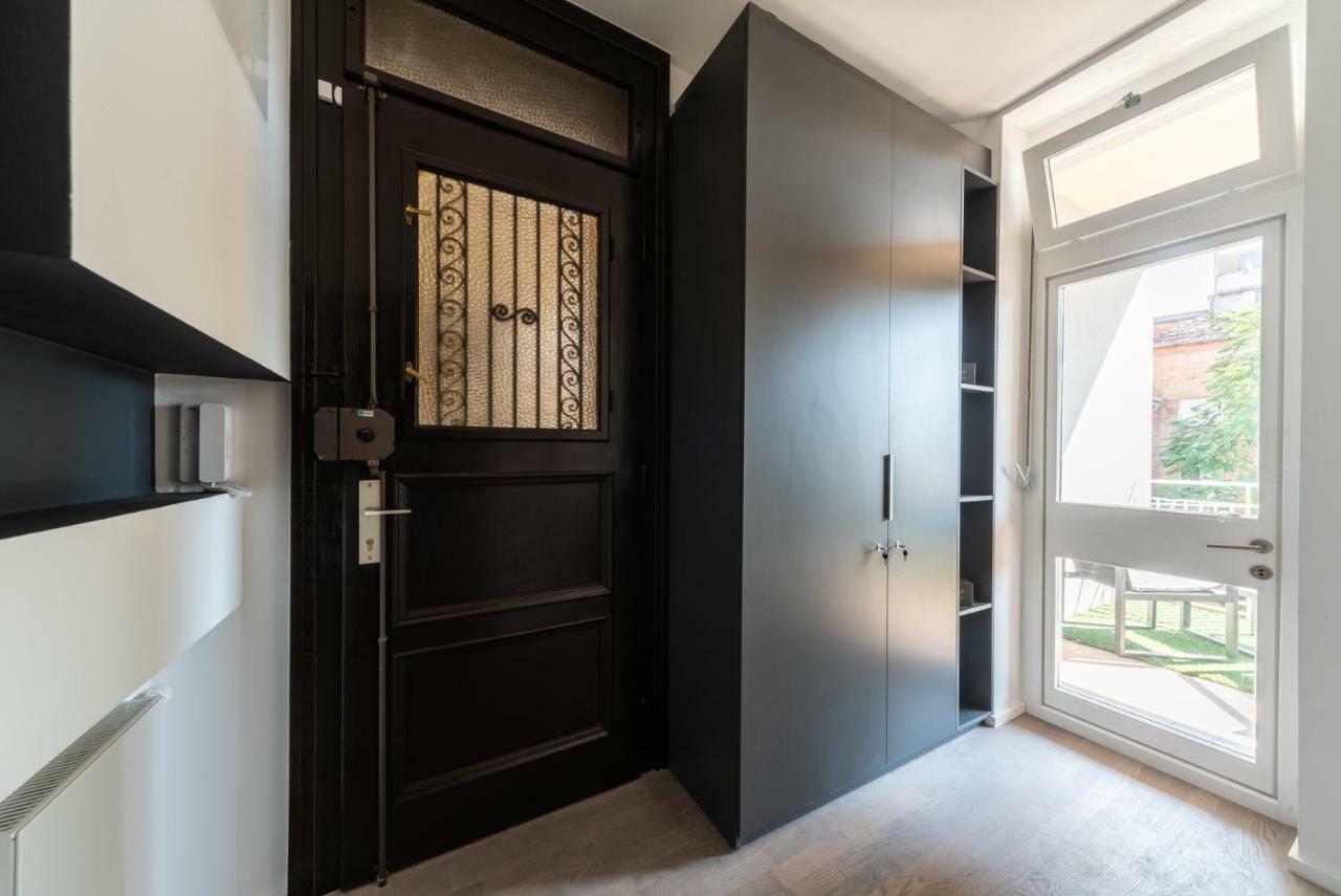 Need Apartma *